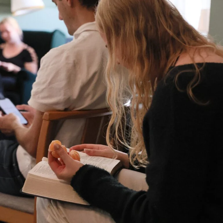 Varför väljer människor en frikyrka?